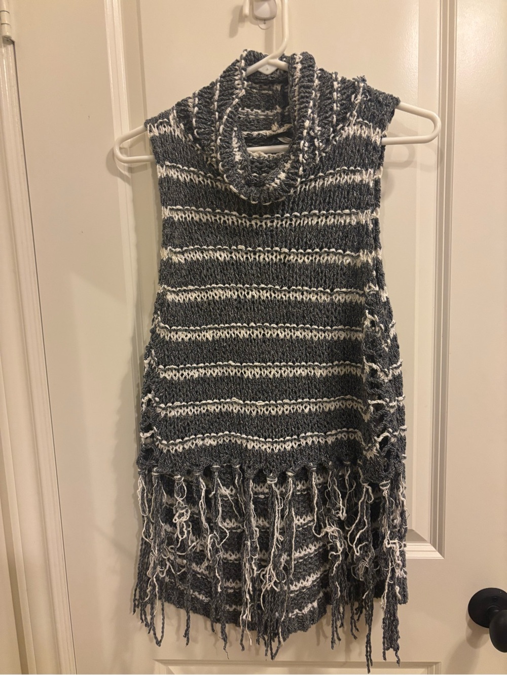 Free People Sleeveless Cowl Neck Fringe Knit Dress - Gray & White XS